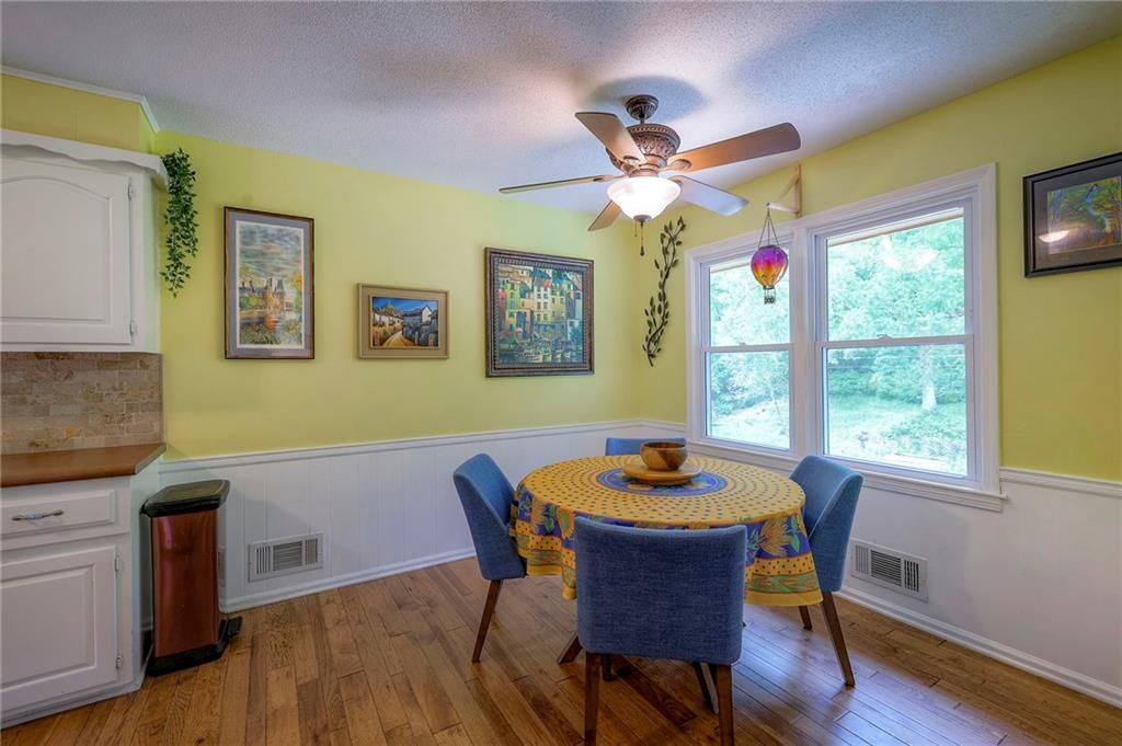 10850 Madison Avenue — photo 19