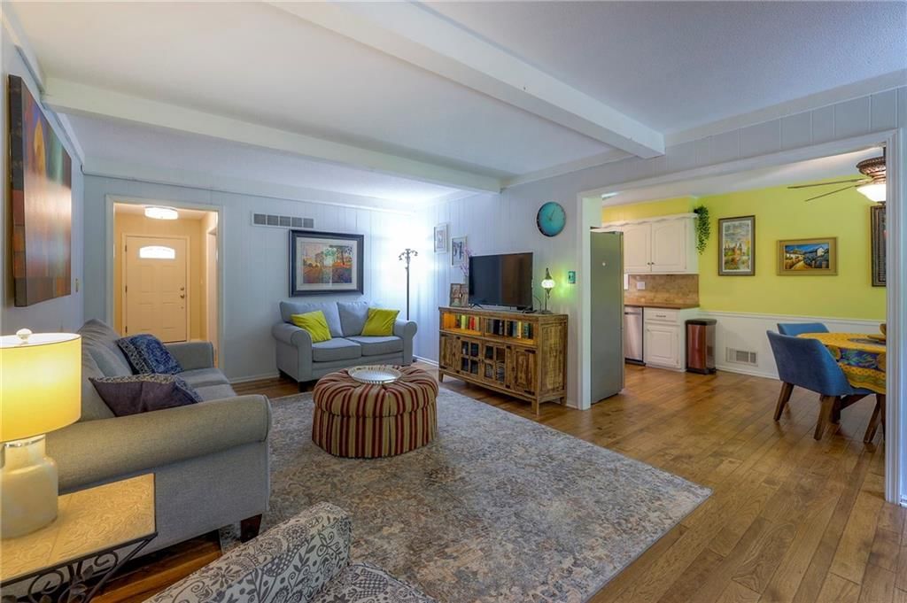 10850 Madison Avenue — photo 24