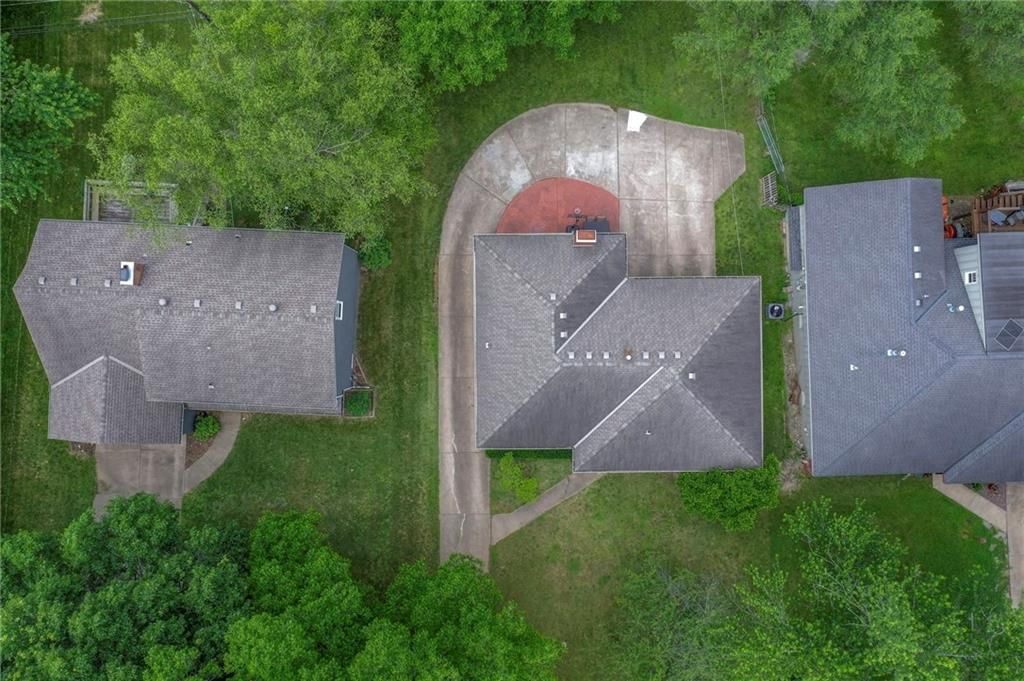 10850 Madison Avenue — photo 44
