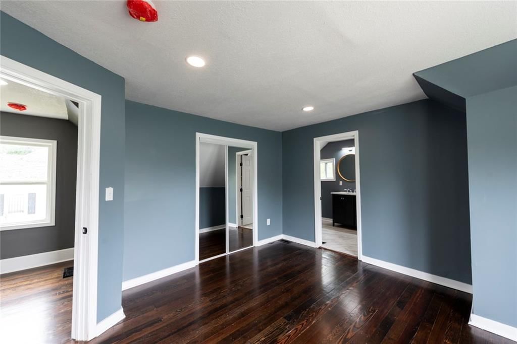 1027 Lafayette Avenue — photo 14