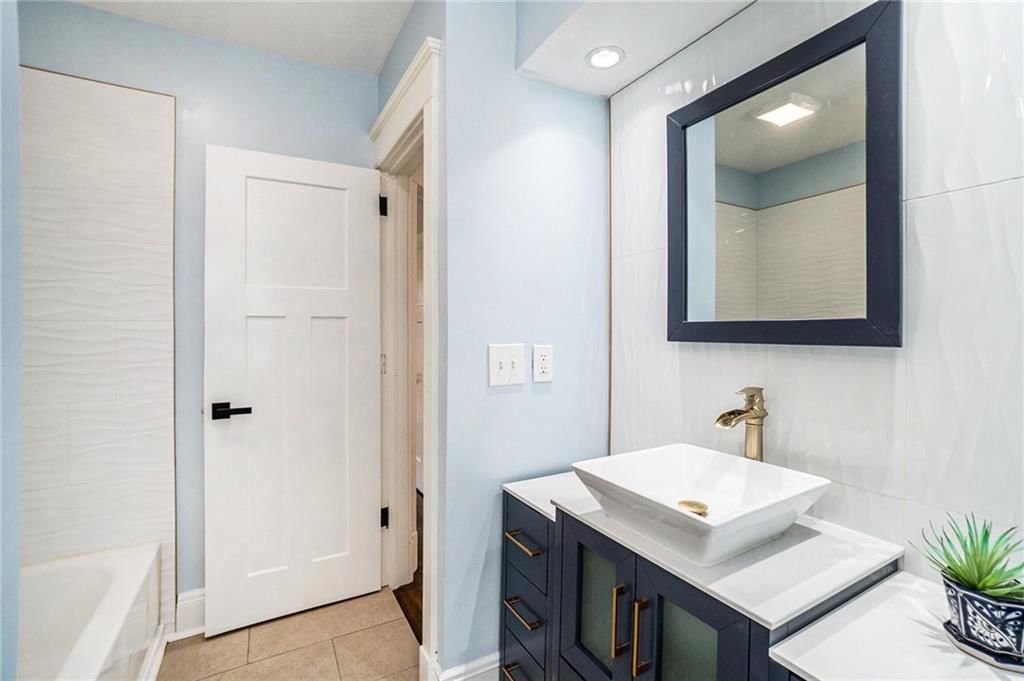 141 Kensington Avenue — photo 23