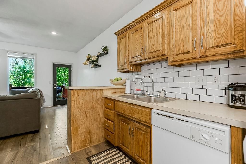 13124 Everett Court — photo 11