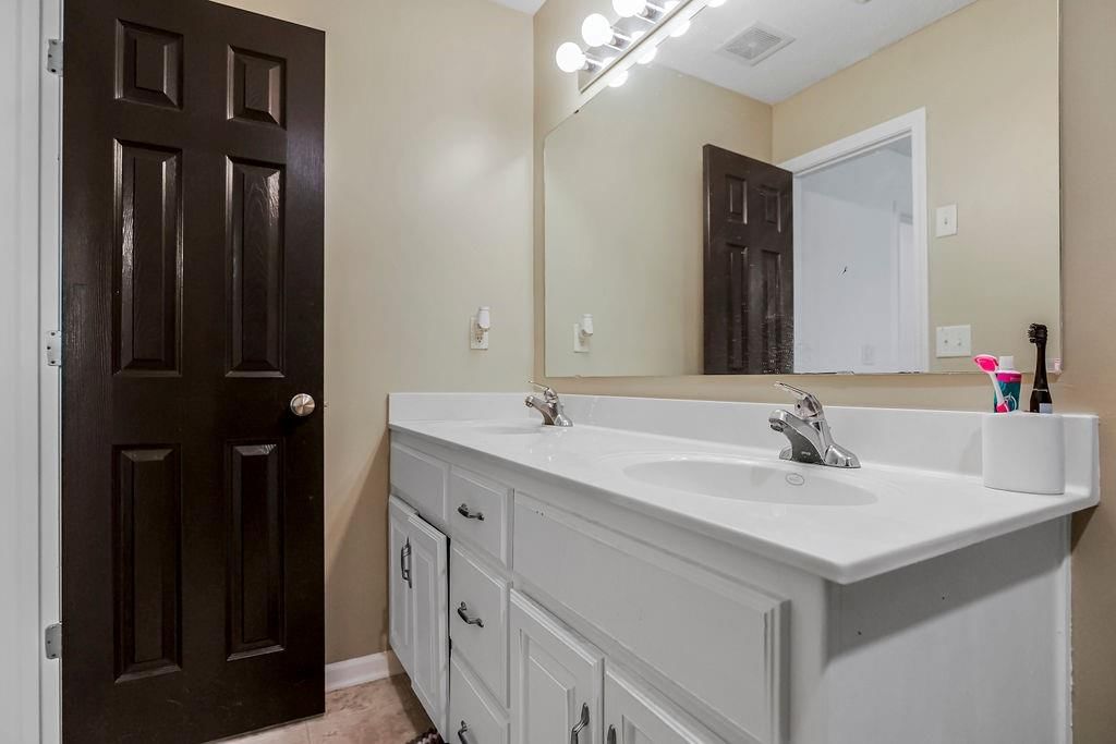13124 Everett Court — photo 22
