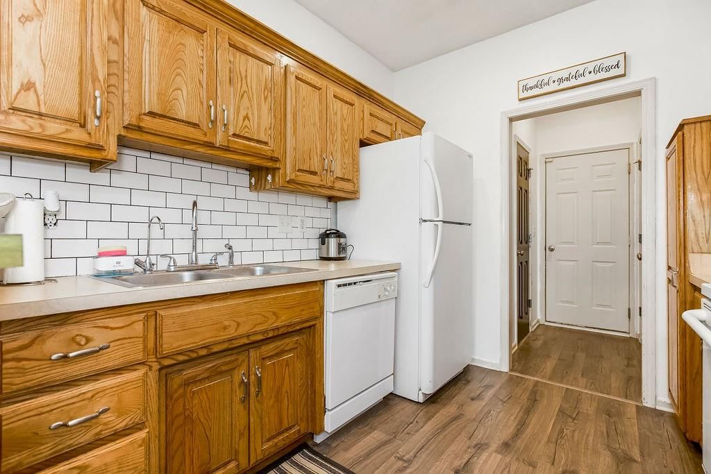 13124 Everett Court — photo 9