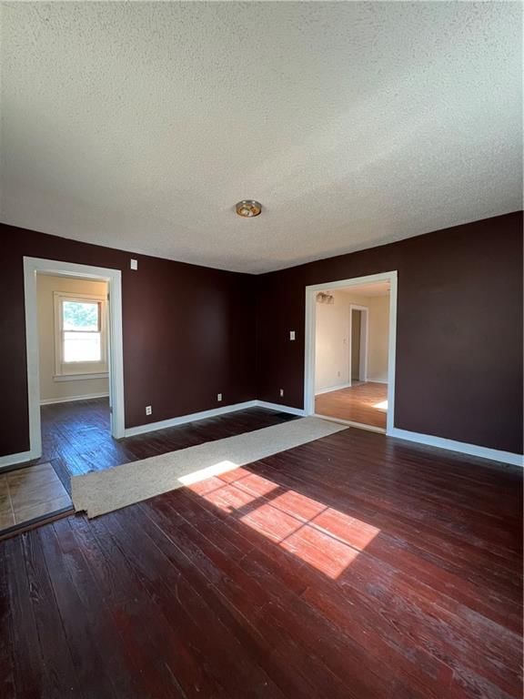 617 E Lexington Avenue — photo 8