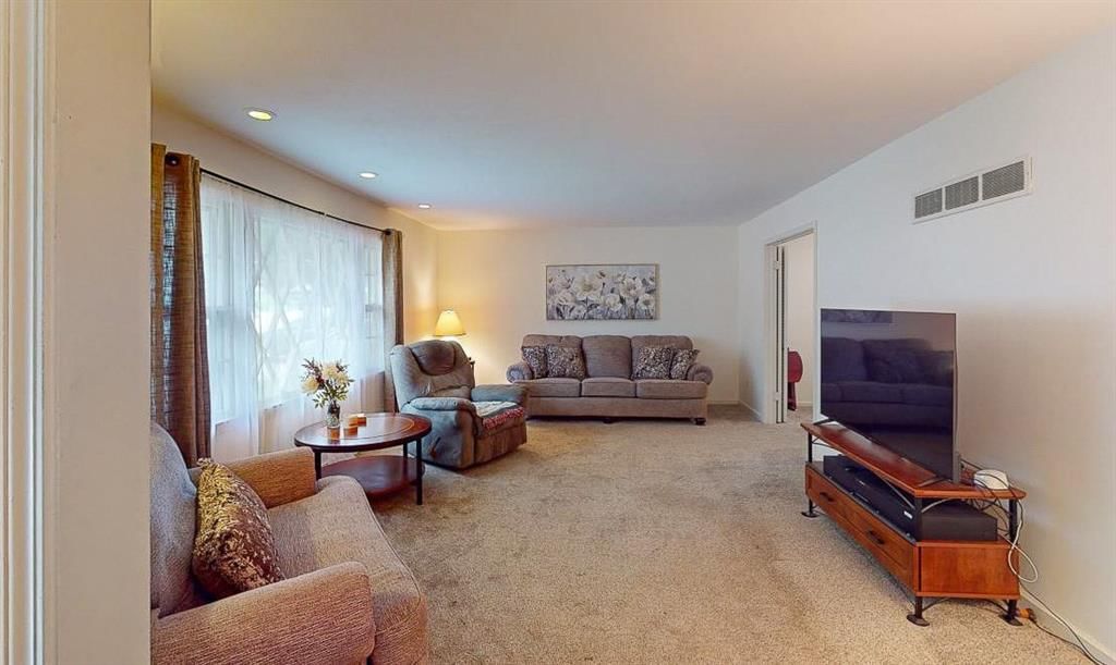 6901 E 99th Street — photo 9