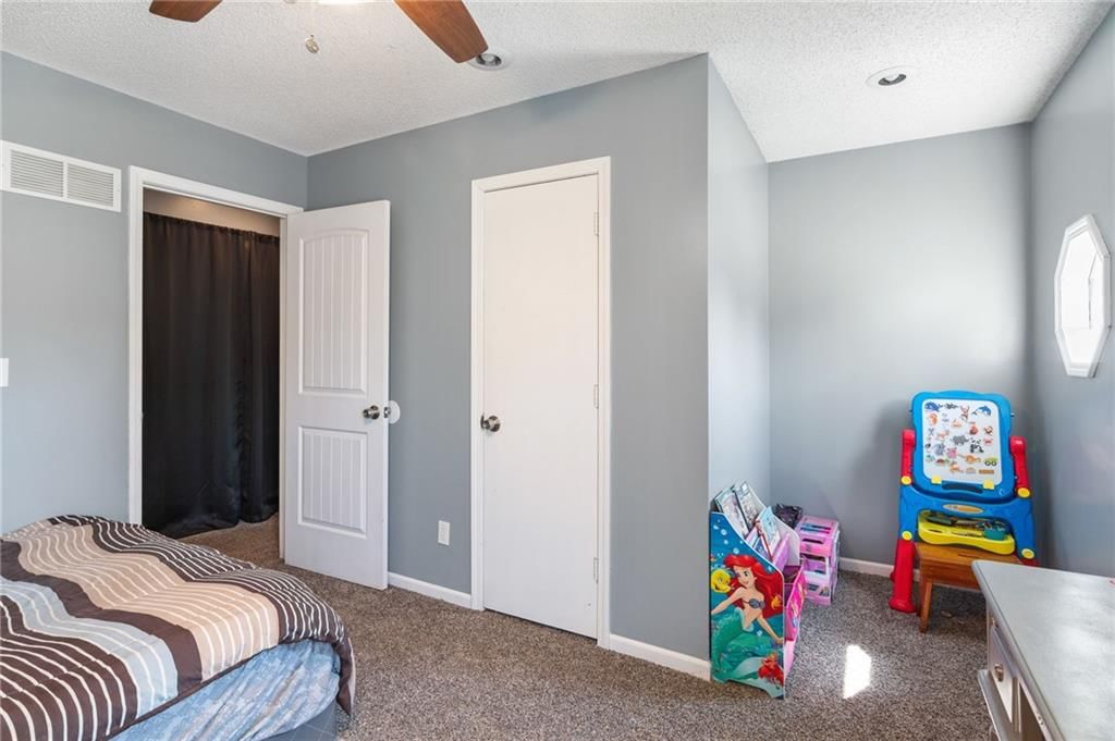 11713 Corrington Avenue — photo 18
