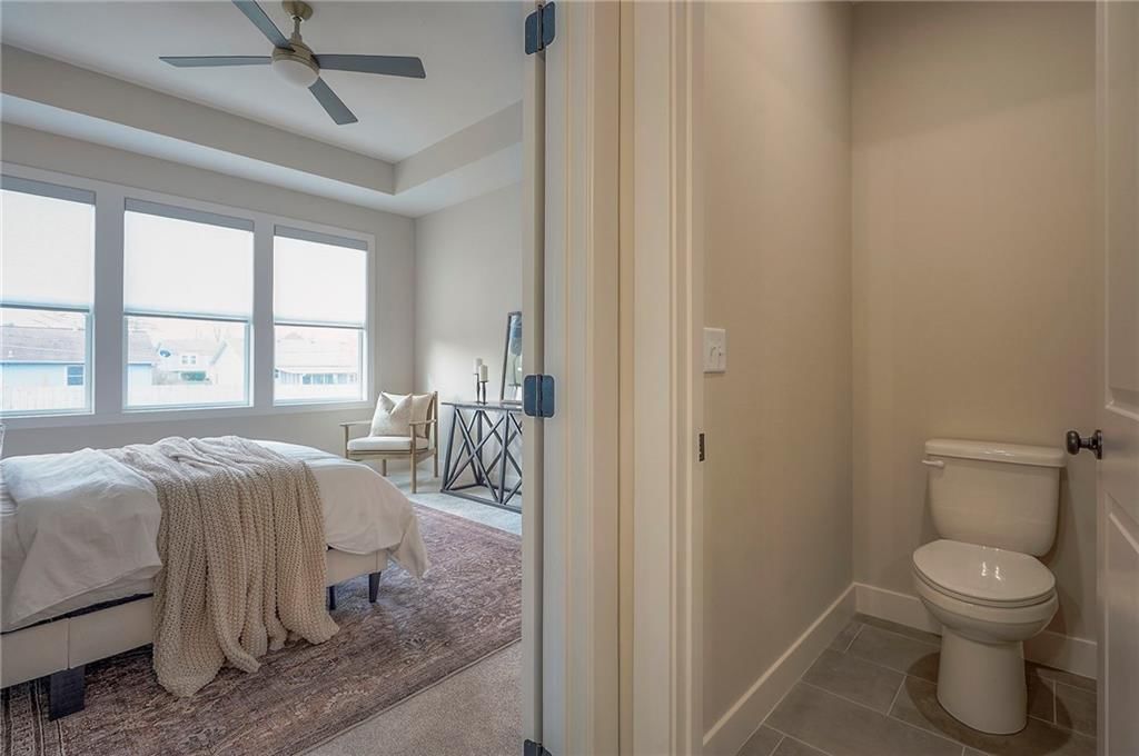21889 W 177 Terrace — photo 36