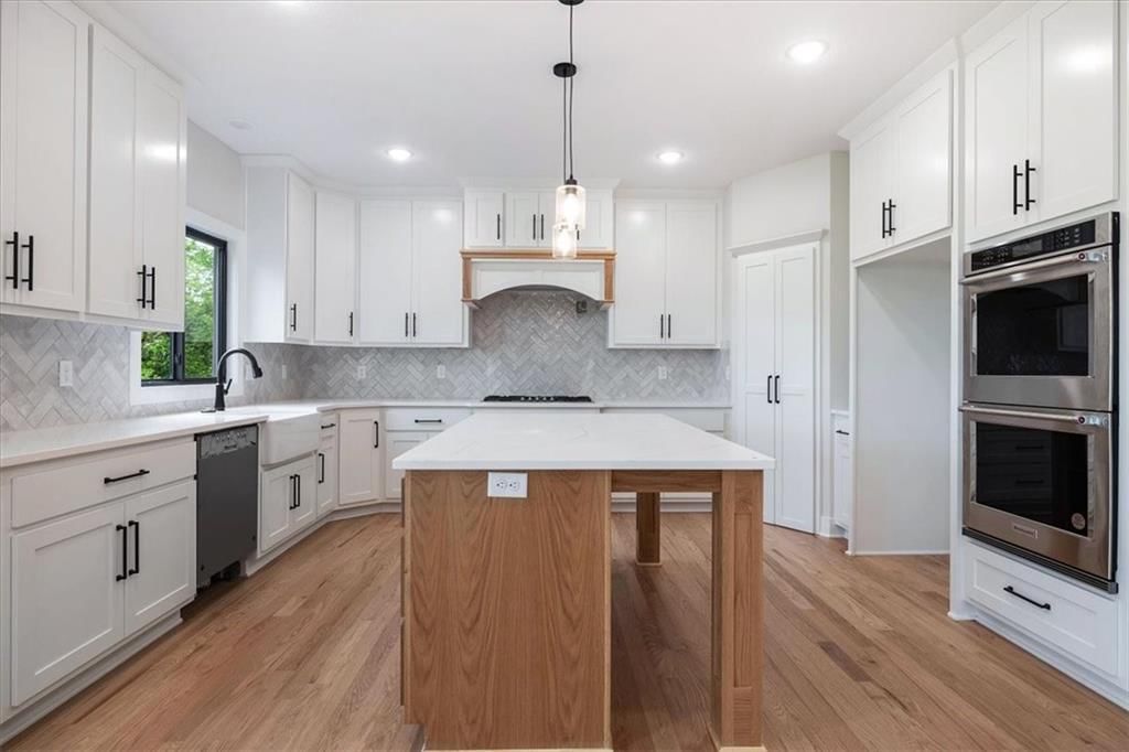 711 Apache Court — photo 11