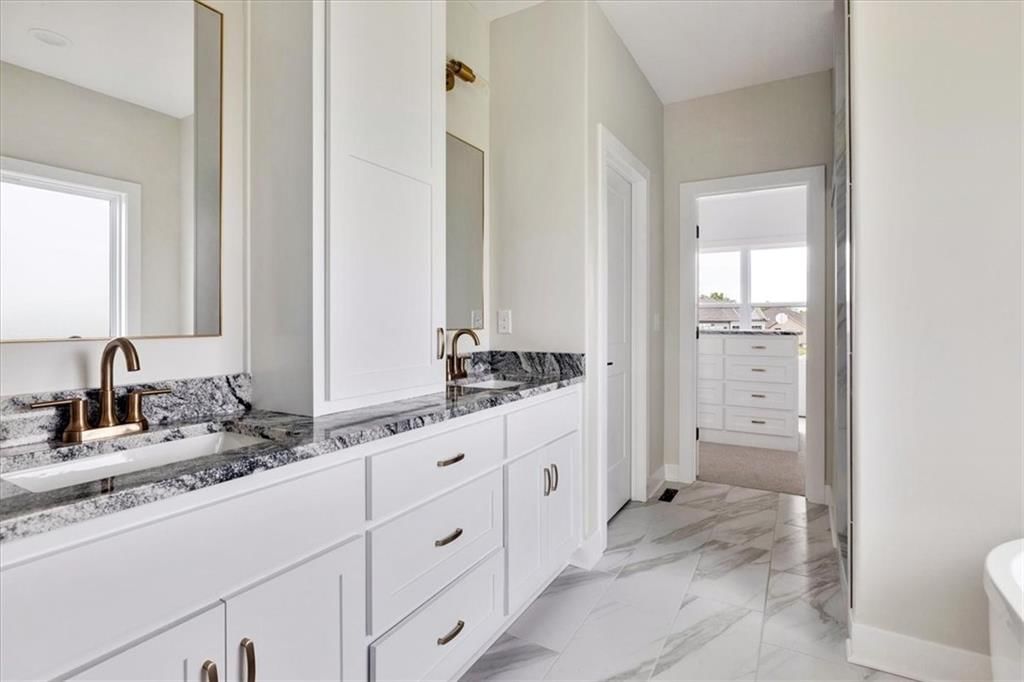 711 Apache Court — photo 18