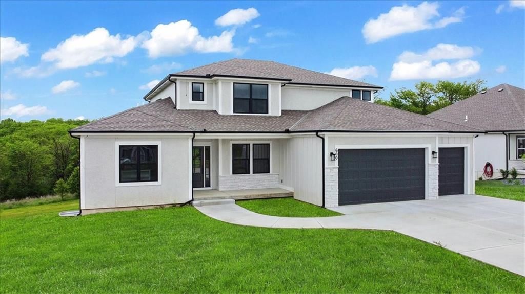 711 Apache Court — photo 3