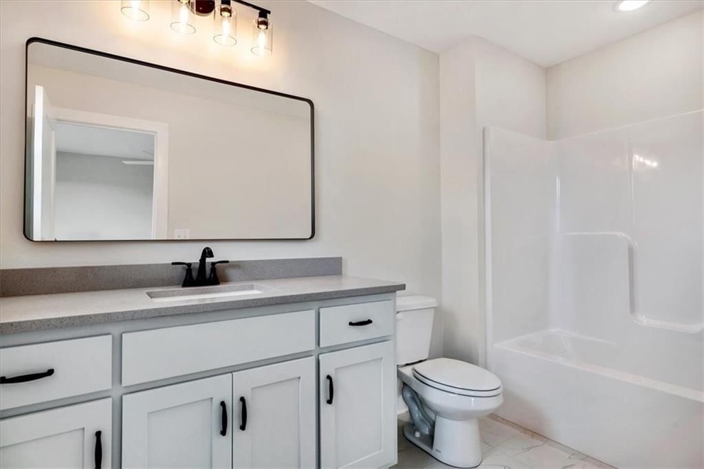 711 Apache Court — photo 29