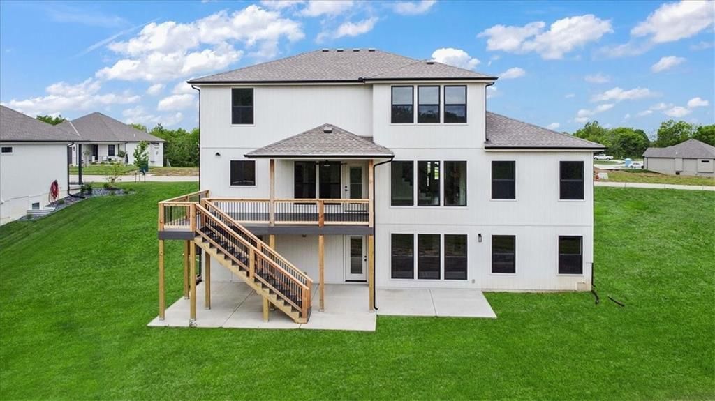 711 Apache Court — photo 36