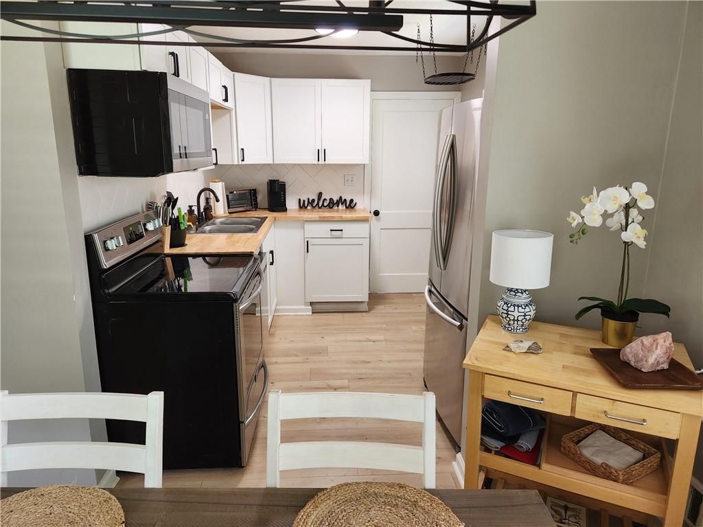 4124 Fisher Street — photo 11