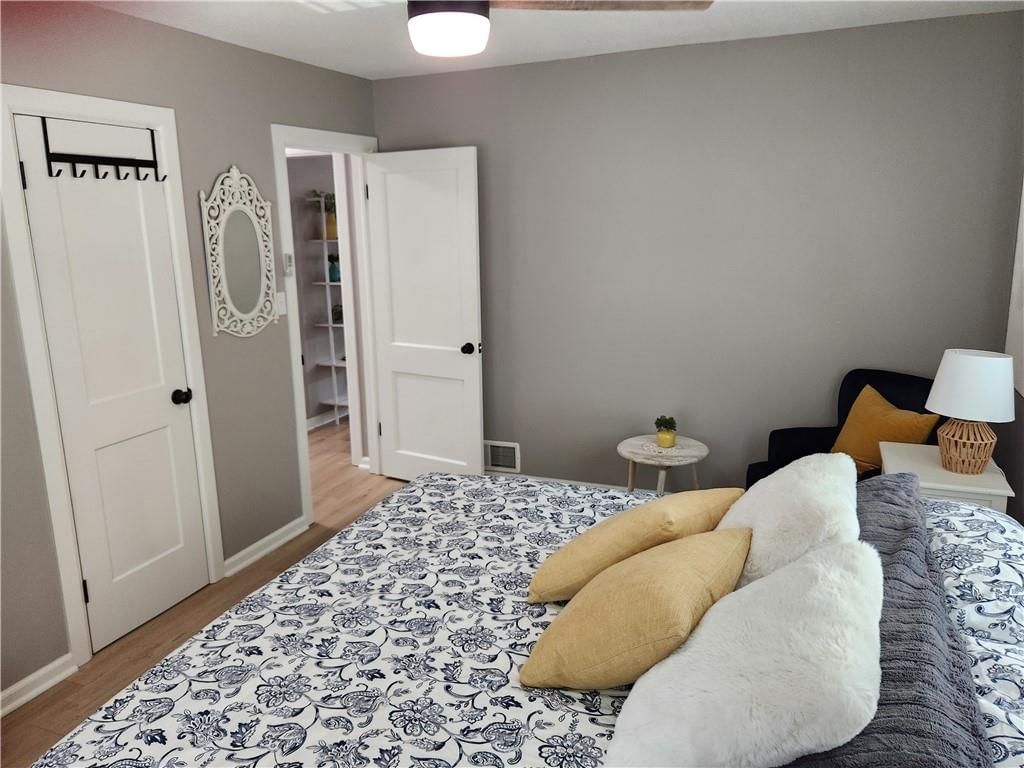 4124 Fisher Street — photo 17