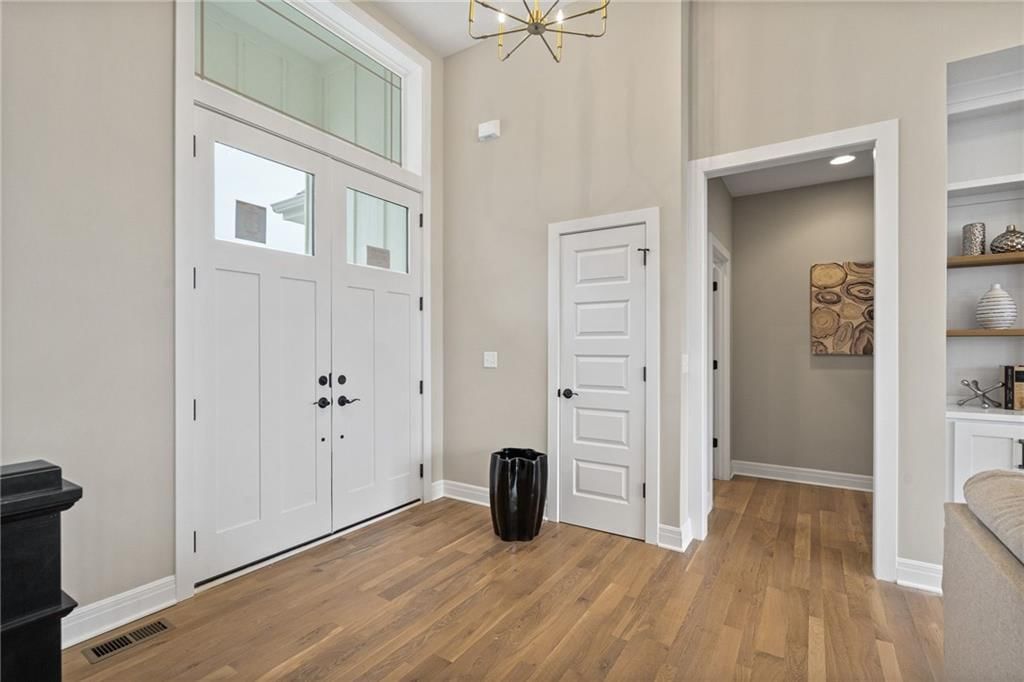 5106 NW Montebella Drive — photo 2