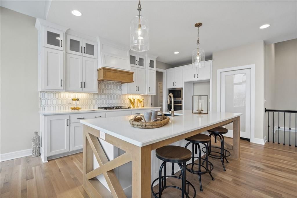 5106 NW Montebella Drive — photo 10