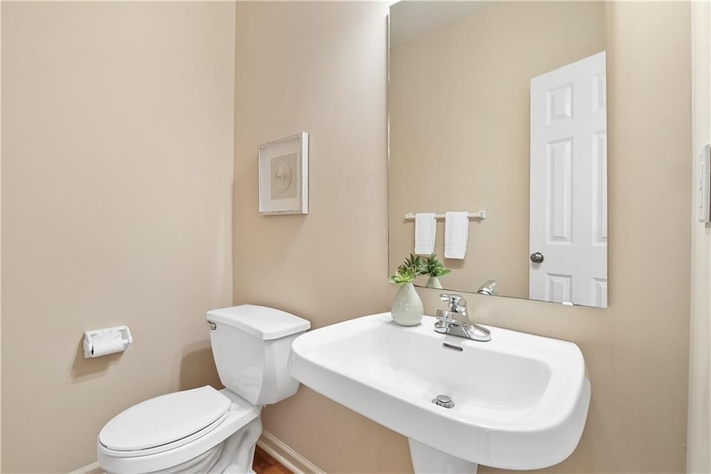 9043 N Manning Avenue — photo 15