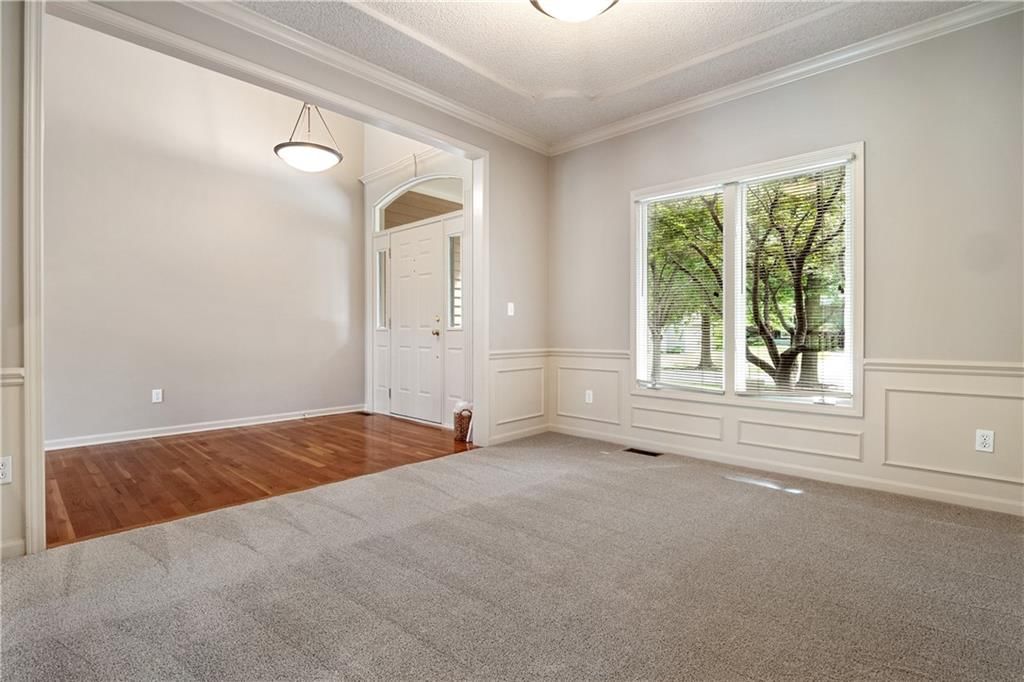 9043 N Manning Avenue — photo 3