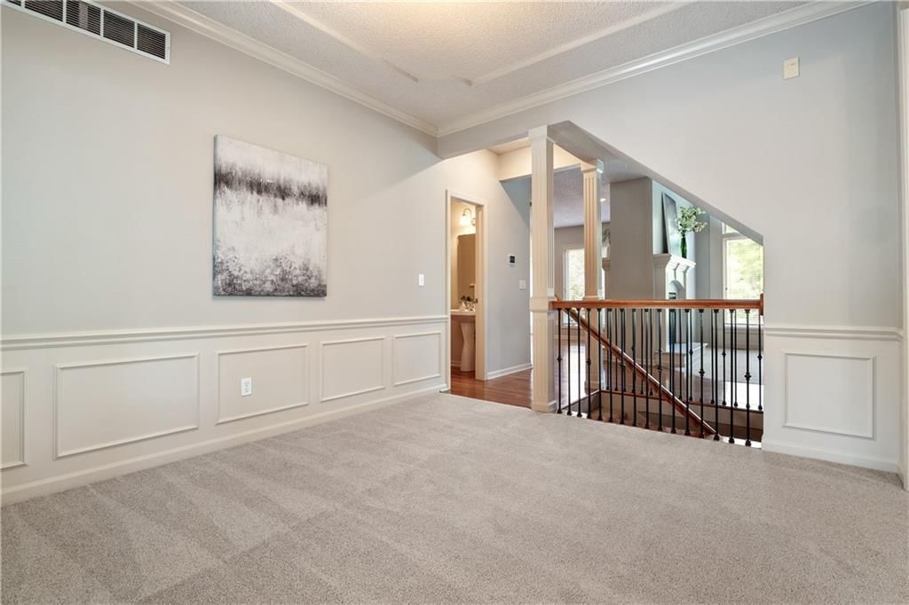 9043 N Manning Avenue — photo 4