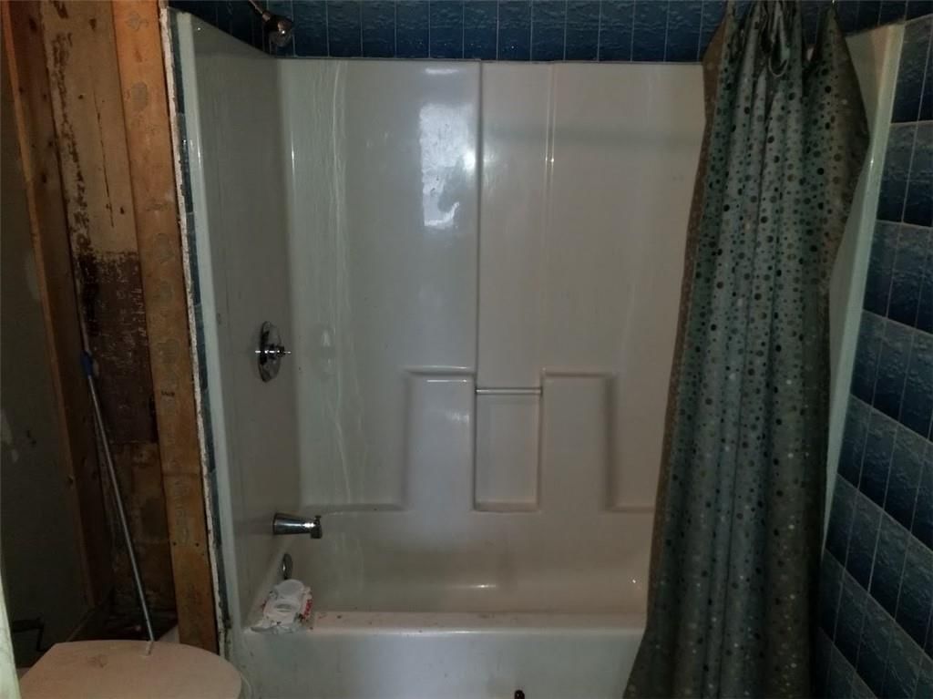 2434 Hardesty Avenue — photo 35