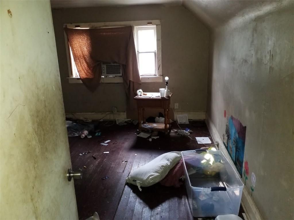 2434 Hardesty Avenue — photo 39