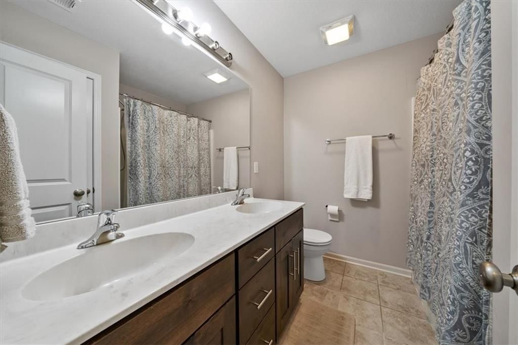 8630 Melrose Street — photo 17