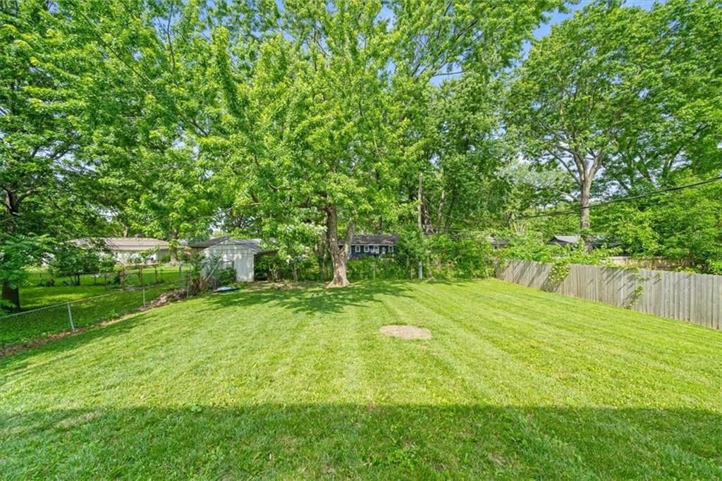 8630 Melrose Street — photo 22