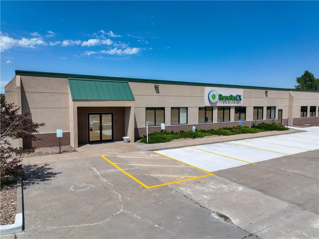 5804 Corporate Drive — photo 2