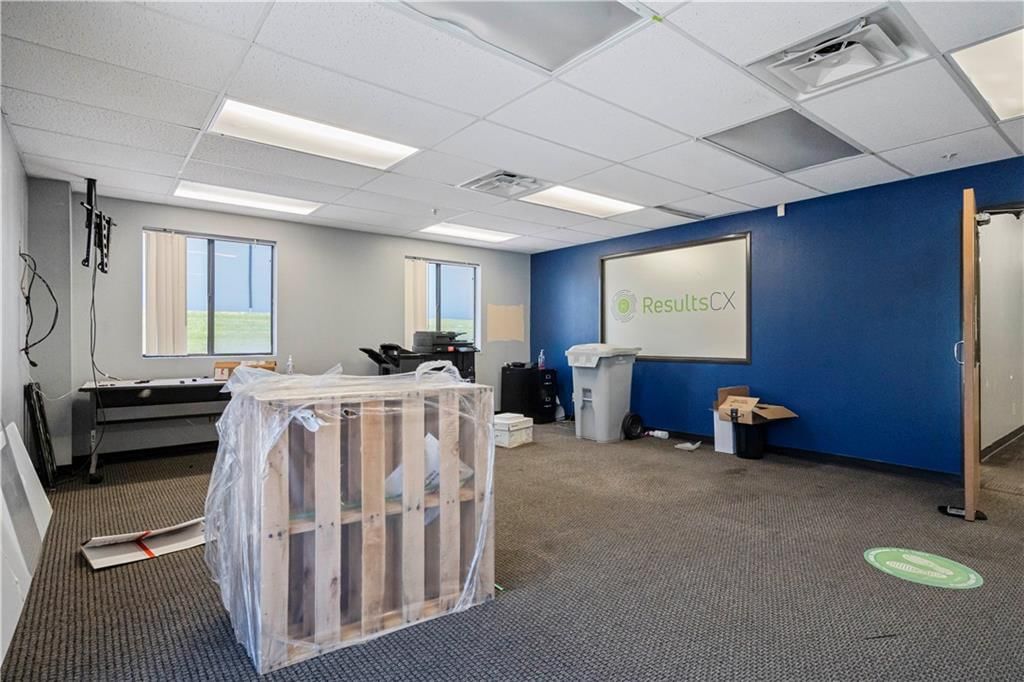 5804 Corporate Drive — photo 16