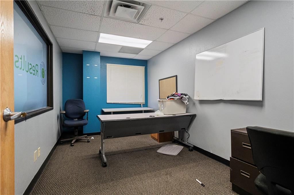 5804 Corporate Drive — photo 17