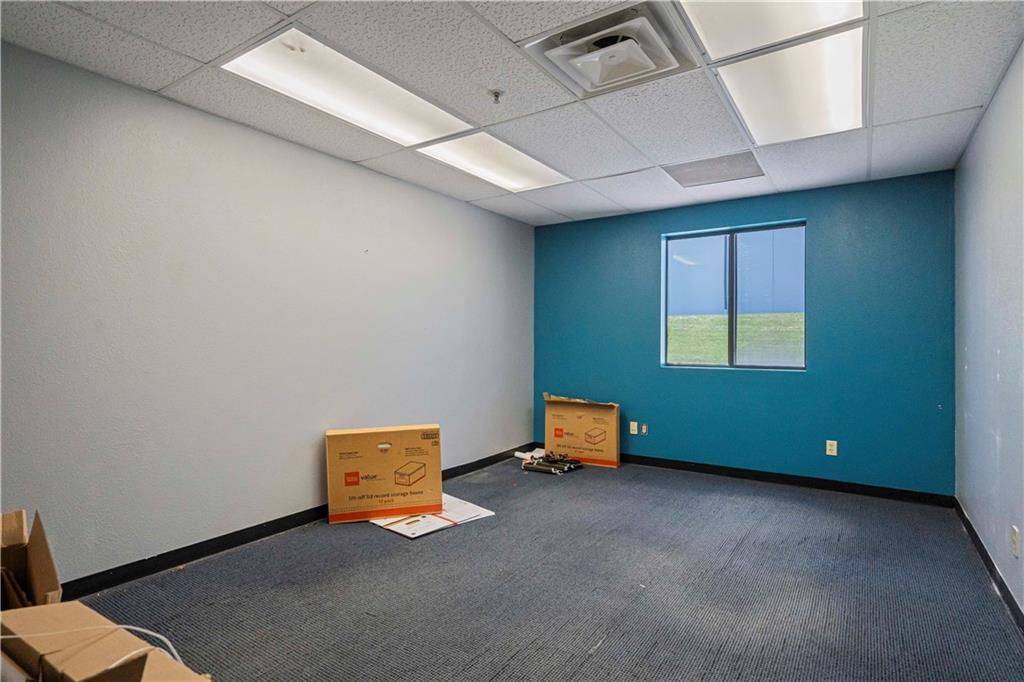 5804 Corporate Drive — photo 21