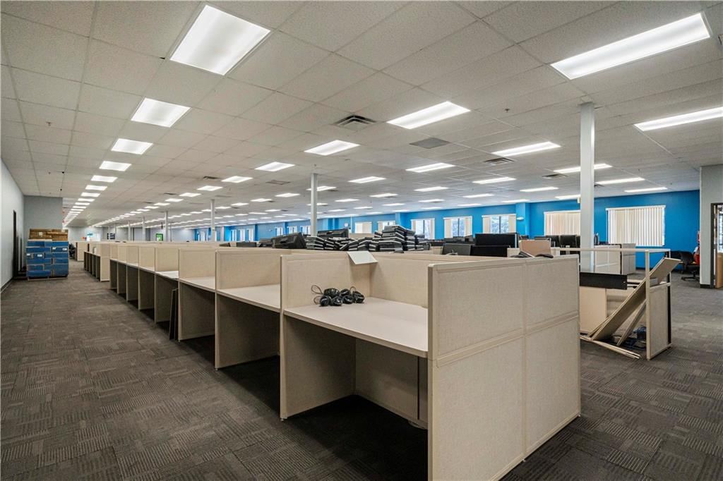 5804 Corporate Drive — photo 24