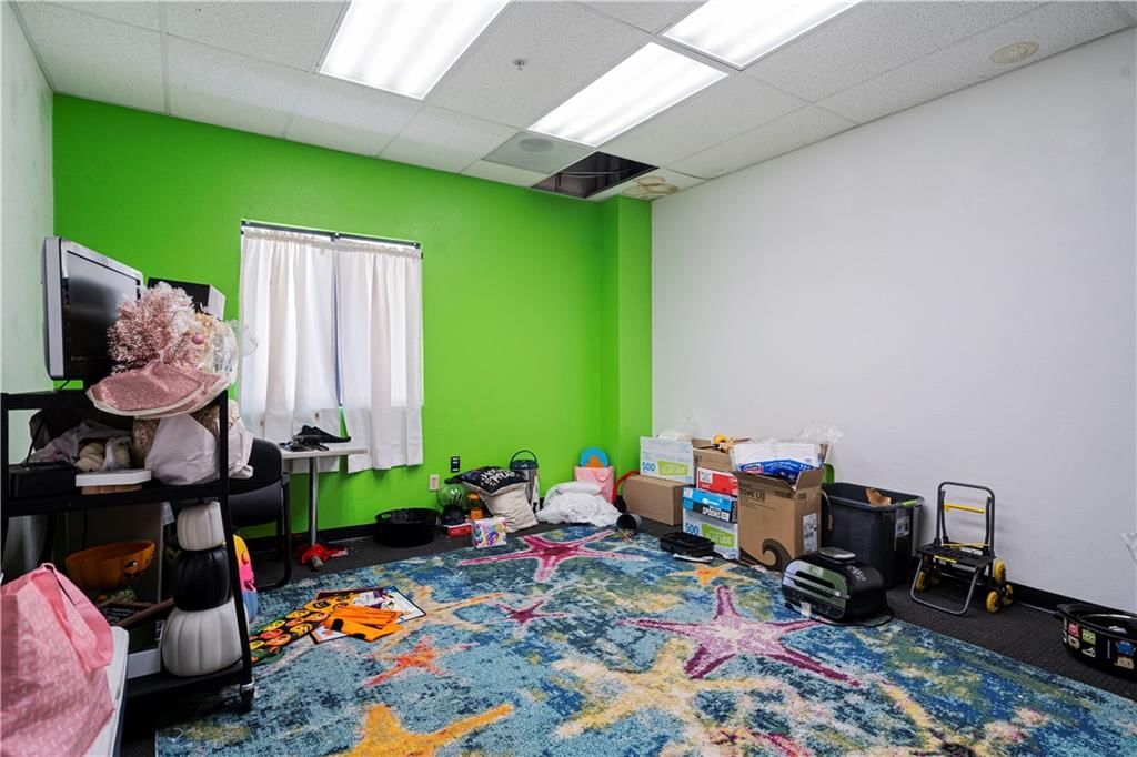 5804 Corporate Drive — photo 48