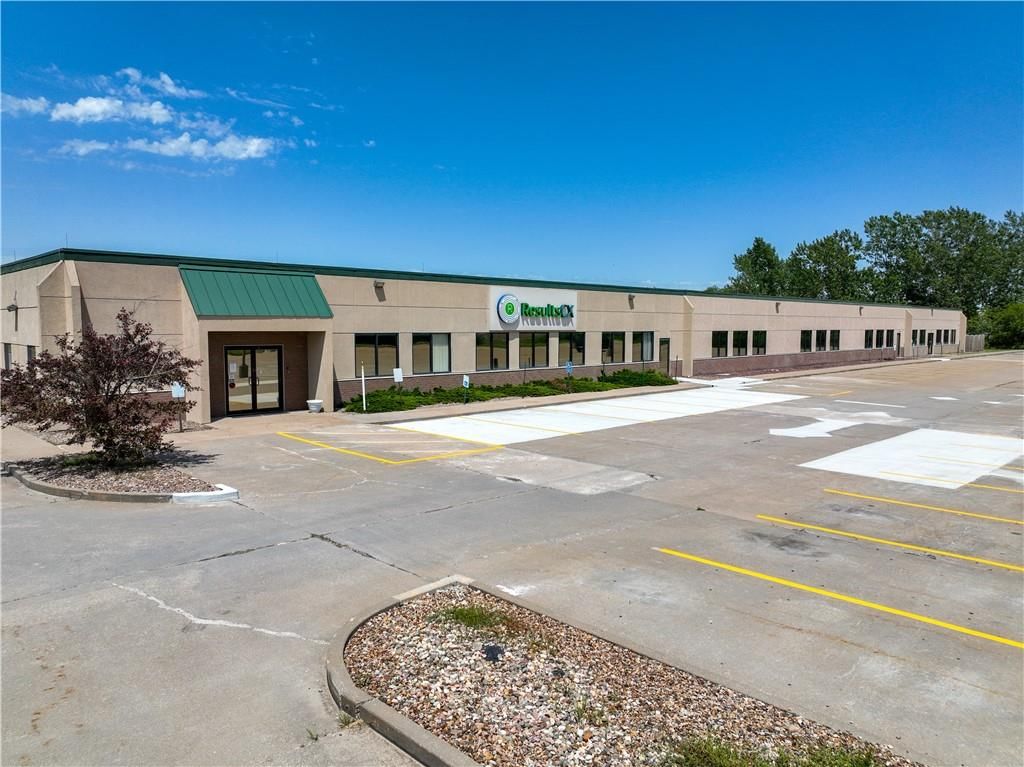 5804 Corporate Drive — photo 9