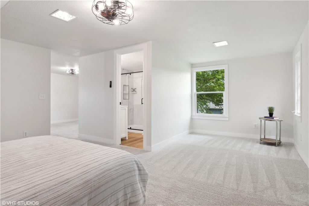 702 E Market Street — photo 15