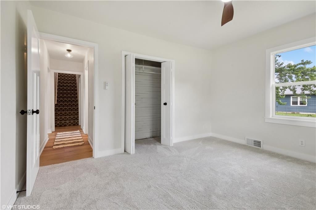 702 E Market Street — photo 24