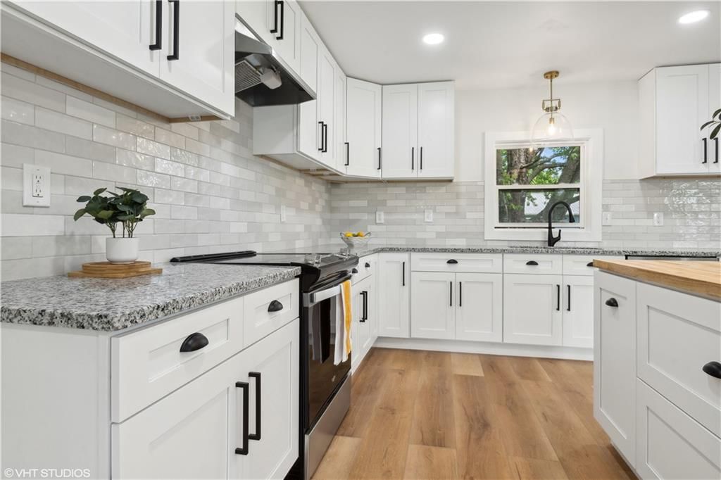702 E Market Street — photo 6
