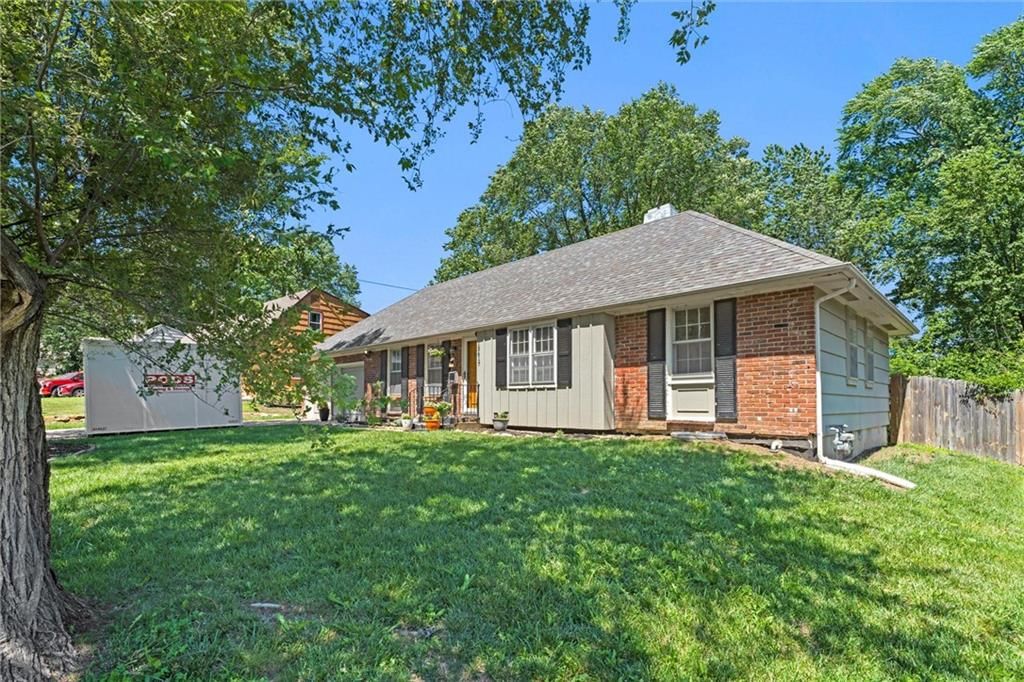 13617 Applewood Drive — photo 23