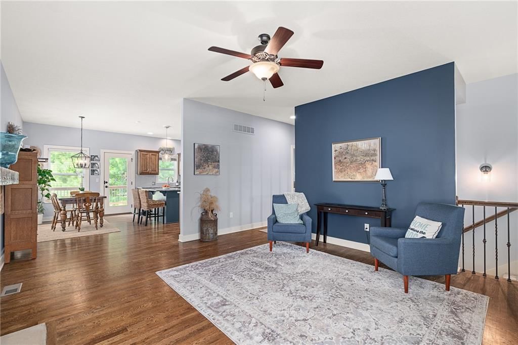 15804 Lowell Lane — photo 12