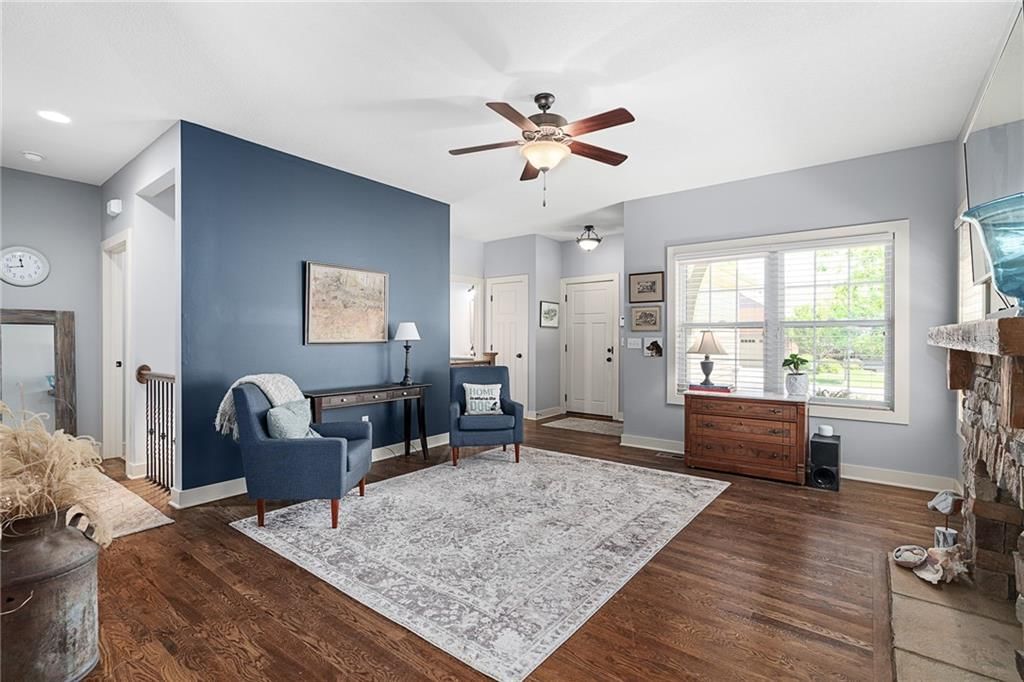15804 Lowell Lane — photo 14