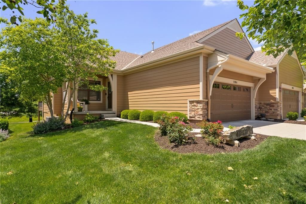15804 Lowell Lane — photo 5