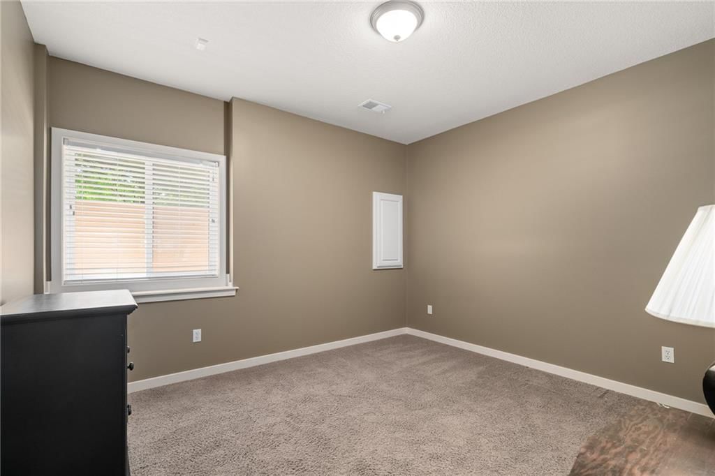 15804 Lowell Lane — photo 42