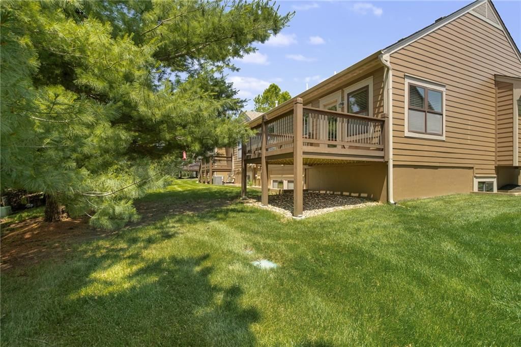15804 Lowell Lane — photo 47