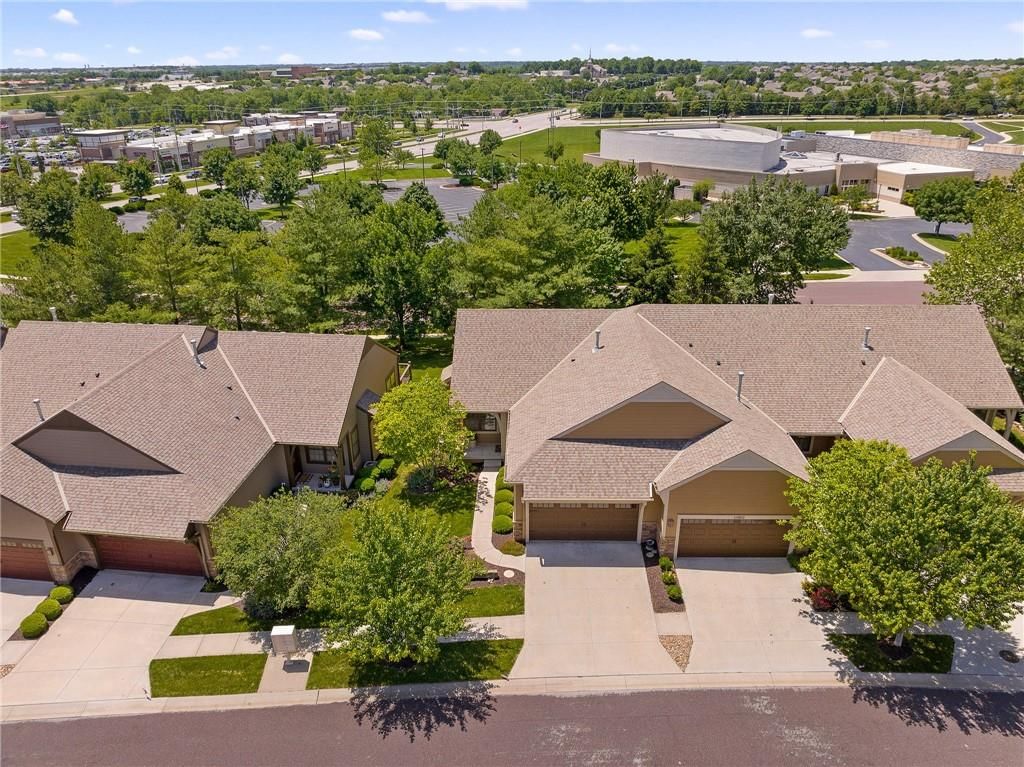15804 Lowell Lane — photo 49