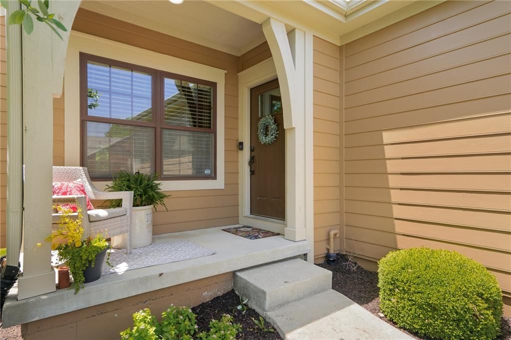 15804 Lowell Lane — photo 9