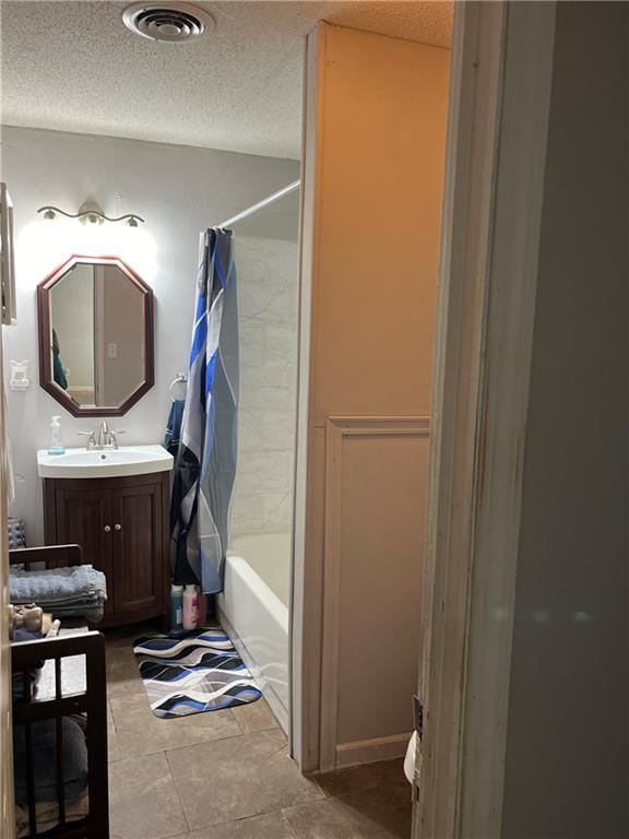 17233 Chestnut Drive — photo 12