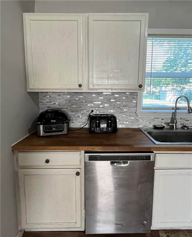 17233 Chestnut Drive — photo 9