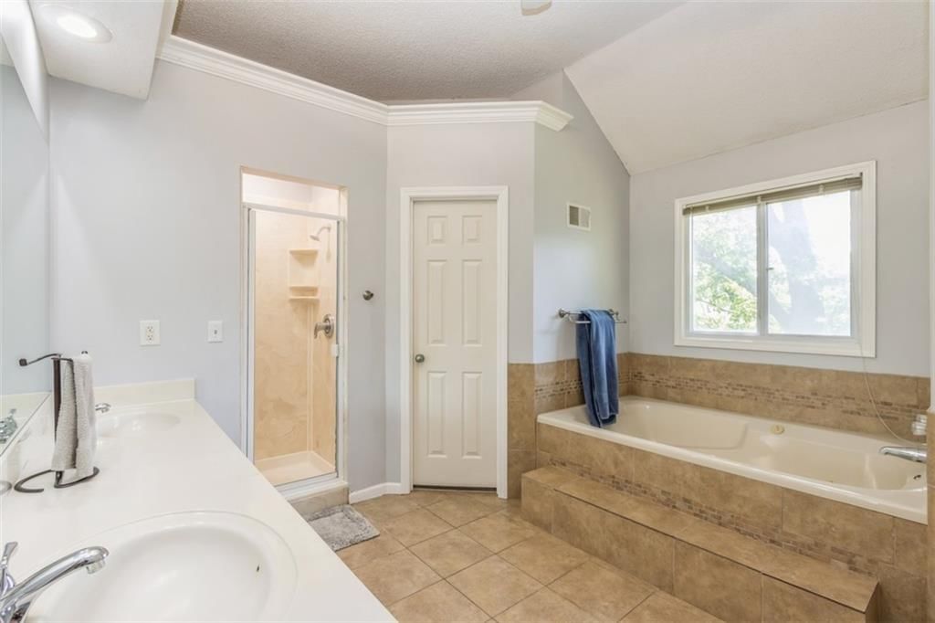 12800 Garnett Street — photo 22