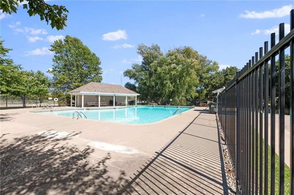 12800 Garnett Street — photo 39